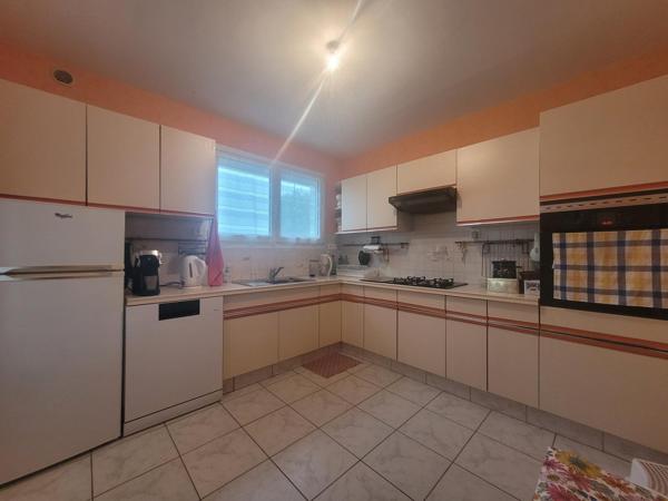 MAISON 7 PIÈCES,  136 M2, FONTAINE LE COMTE.