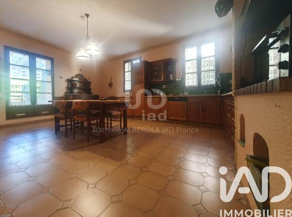 Maison à vendre 11 pièces 288 m² Montredon-des-Corbières