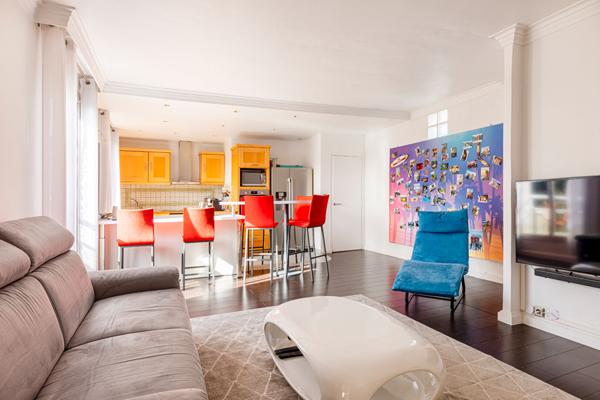 Bureaux et appartement 173.44 m2