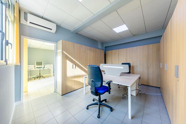 Bureaux et appartement 173.44 m2