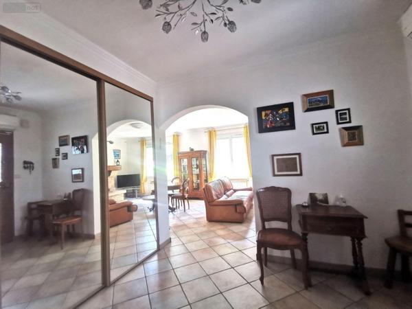 Maison à vendre à Saint-Martin-de-Crau dans les Bouches-du-Rhône (13310), ref : 075/176   
Le Petit Saint Martin