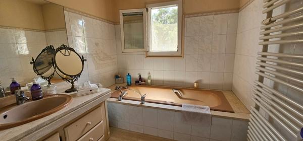 Appartement Duplex à vendre 5 pièces BASTIA (20) 118m² loi Carrez- 155m² au sol- VUE MER