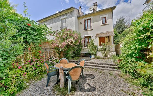 Maison à vendre    3 pièces • 51,86 m2 Sèvres