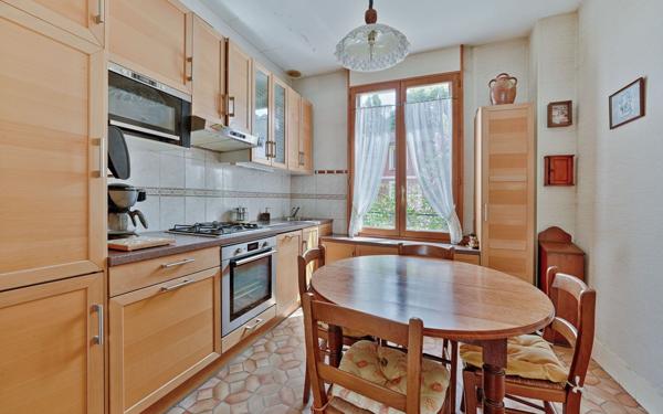 Maison à vendre    3 pièces • 51,86 m2 Sèvres