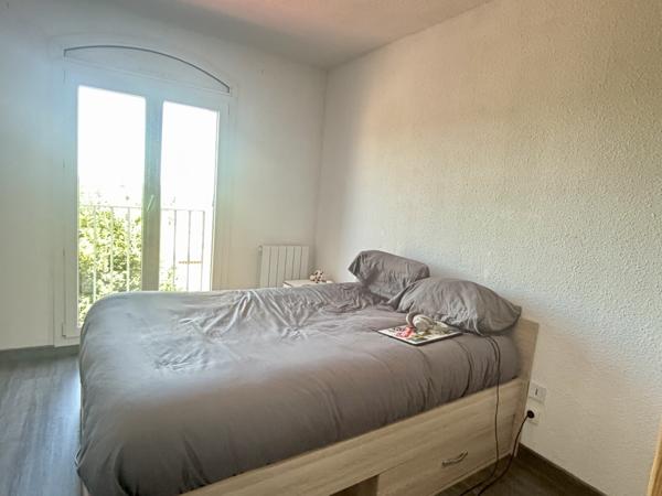 Appartement de T2 vendu loué avec balcon dans résidence avec ascenseur - Castelnaudary (11400)