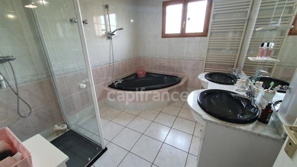 Maison à vendre 4 pièces au calme SAULX (70)