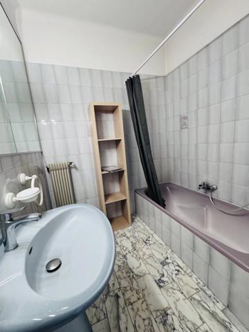 Location                                                      Appartement
                        
                     1 pièces                      38 m2                     à Nice