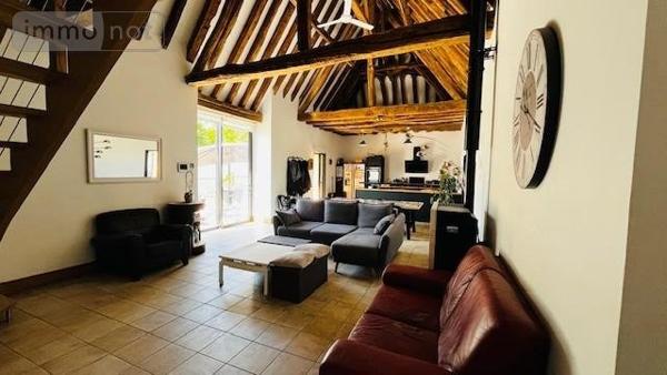 Maison à vendre à Luynes dans l'Indre-et-Loire (37230), ref : 999/3696   
LUYNES