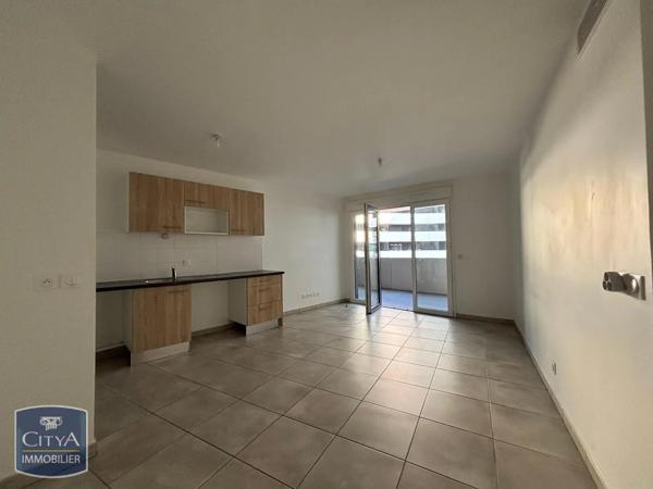 Appartement à louer 3 pièces 60.8m² Agde (34300)