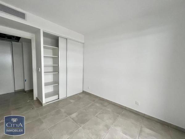 Appartement à louer 3 pièces 60.8m² Agde (34300)