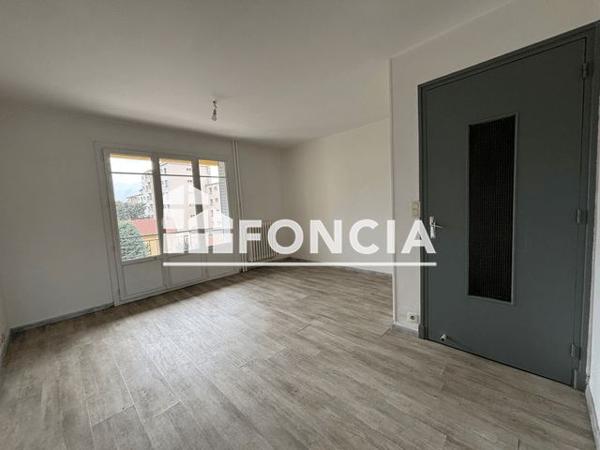 Location Appartement 3 pièces 56.11 m² - 2-4-6-8 RUE CAMARGUE Gap 05000