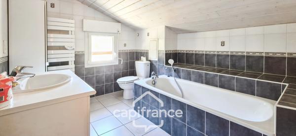 BELLERIVE-SUR-ALLIER (03) - Maison à ossature bois à vendre - 5 pièces + garage