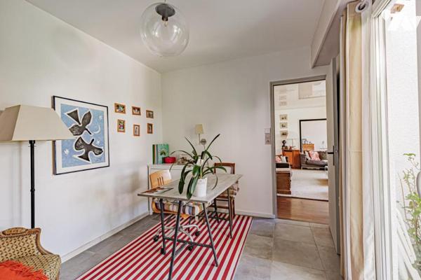 PROPRIETE DES ANNEES 80 EDIFIEE DANS UN ECRIN DE VERDURE