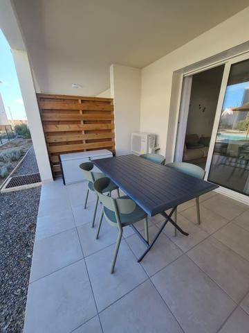 Marina di Bravone – T3 avec terrasse face piscine, parking privatif et plage à proximité