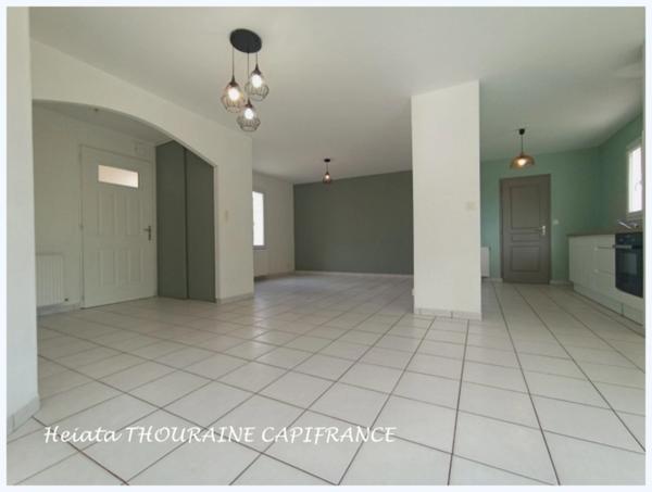 à vendre 🏡 Pavillon de plain-pied de 96,92 m² sur terrain clos de 700 m² –5 pièces SAINT MAIXENT L'ECOLE (79)