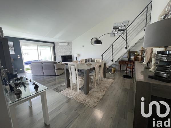 Maison 6 pièces de 124 m² à Médis (17600)