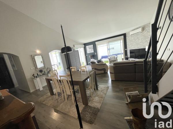 Maison 6 pièces de 124 m² à Médis (17600)