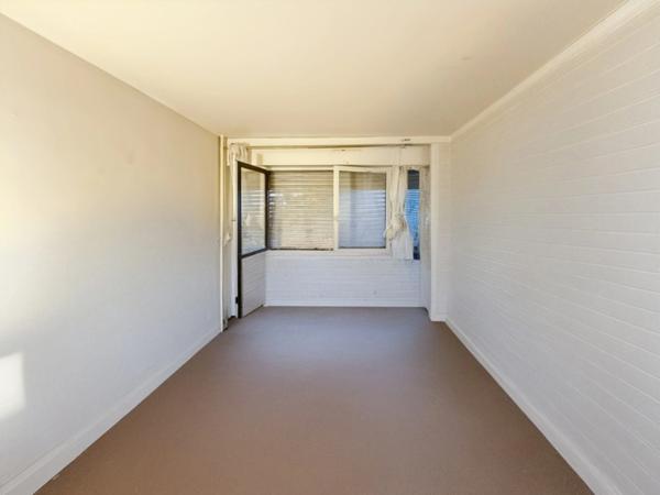 SEVRAN – T2 DE 45 M² AVEC ASCENSEUR, BALCON SANS VIS-À-VIS, PARKING ET RER B