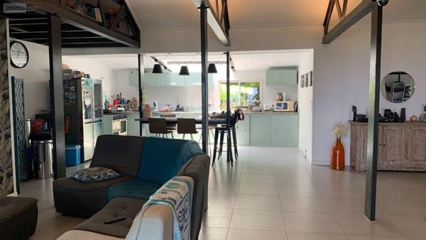 Maison à vendre à Saint-Denis à la Réunion (97400), ref : 97405/239   
Bellepierre