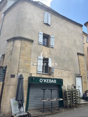 Immeuble
                                                                                                                                                
                                                                                                                                                
                                                                                                                                                
                                                    
                                                                                                                                                                                                                                                                                                                        50  m²                                                                                                                                                                                                         3 etage(s)