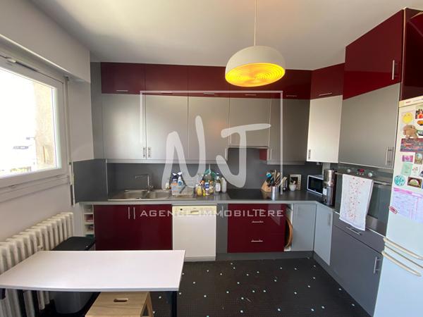 APPARTEMENT CENTRE VILLE D’ANGERS – 1 TERRASSE – 1 PLACE DE PARKING EN SOUS-SOL