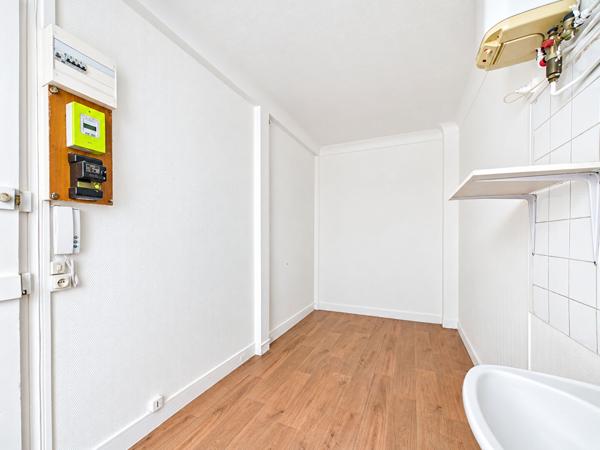 Appartement Neuilly Sur Seine 1 pièce(s) 9.16 m2
