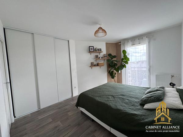 Appartement récent 4 pièces à Melun - Confort et modernité au 3ème étage