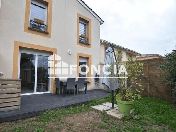 À vendre Maison 4 pièces 84.5 m² - Lafox 47240