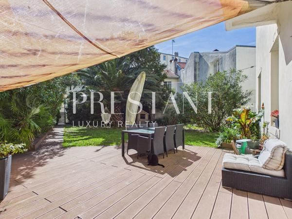 Biarritz hyper-centre : appartement d’exception avec jardin privatif de 250 m2 et garage, BIARRITZ