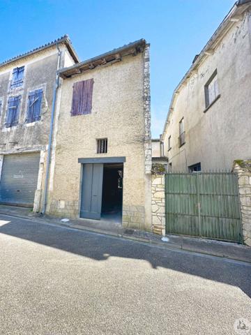 Maison de village avec cour et garage