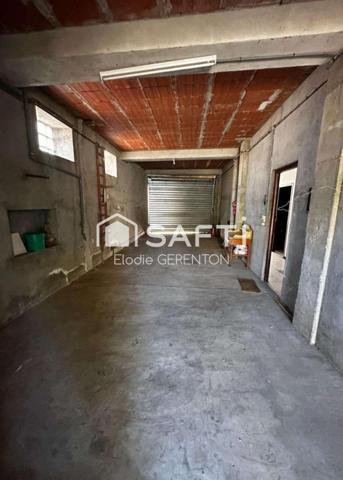 Immeuble de rapport avec garages et jardin