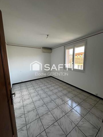 Immeuble de rapport avec garages et jardin