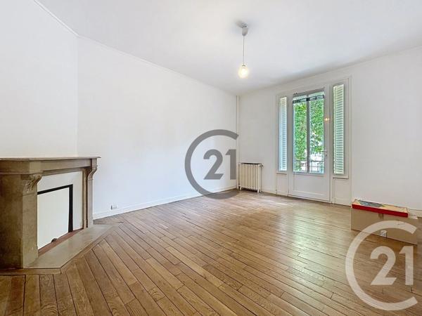 Maison à vendre  8 pièces - 165,82 m 2   FONTAINEBLEAU  - 77