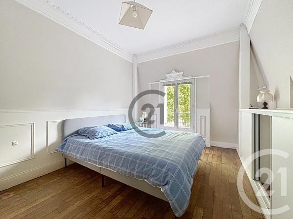Maison à vendre  8 pièces - 165,82 m 2   FONTAINEBLEAU  - 77