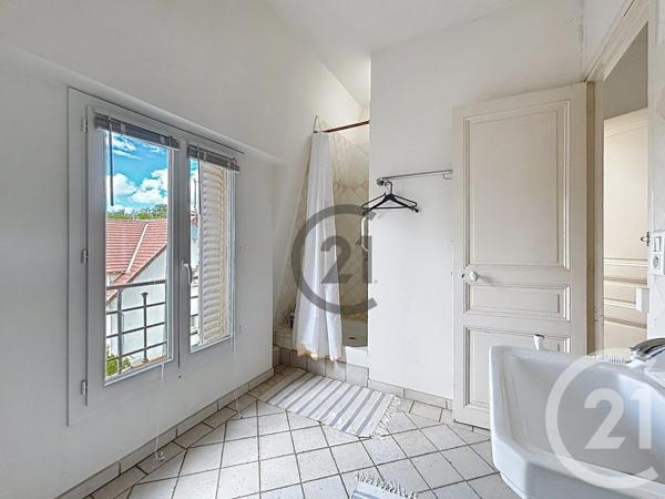 Maison à vendre  8 pièces - 165,82 m 2   FONTAINEBLEAU  - 77
