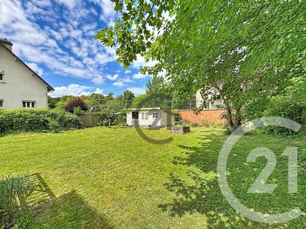 Maison à vendre  8 pièces - 165,82 m 2   FONTAINEBLEAU  - 77
