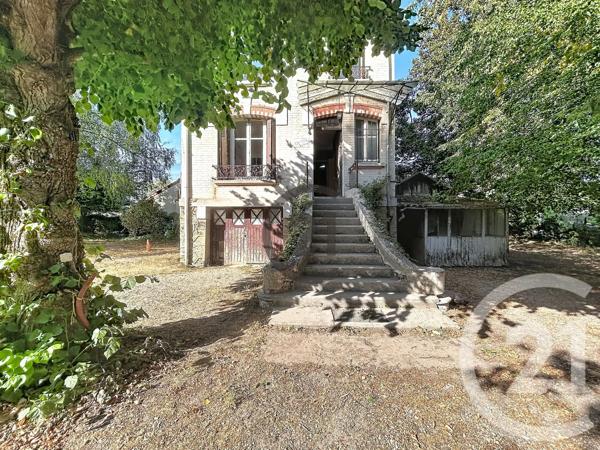 Maison à vendre  8 pièces - 165,82 m 2   FONTAINEBLEAU  - 77