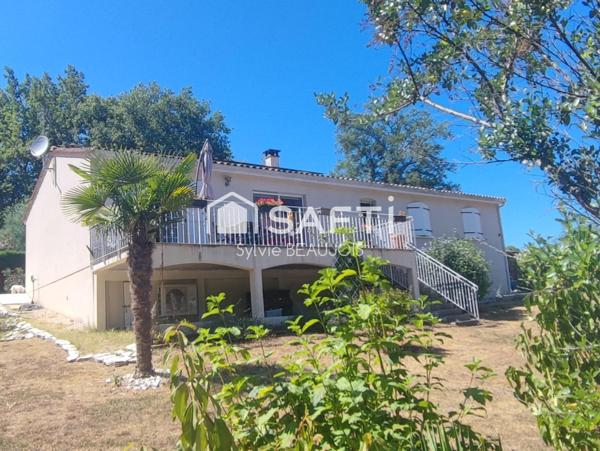 Plain pied au calme de la campagne, beau jardin