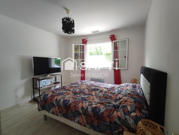 Plain pied au calme de la campagne, beau jardin