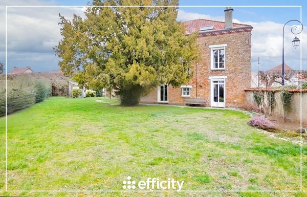 Maison
         13 pièces
        - 261 m² Bien prestige 619 000 € *