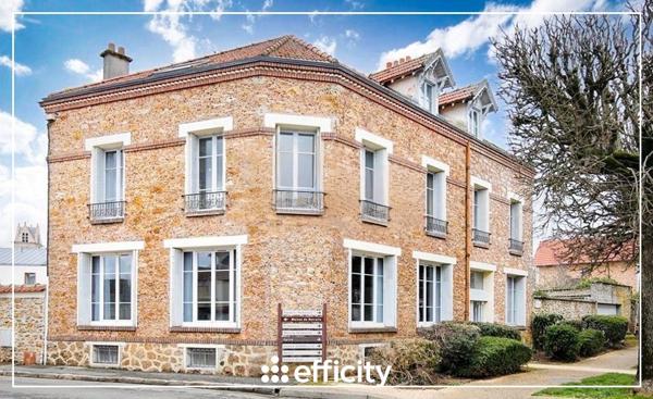 Maison
         13 pièces
        - 261 m² Bien prestige 619 000 € *