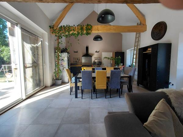 Maison spacieuse de 6 pièces à vendre à Bridore