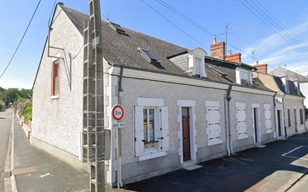 Immeuble à vendre    10 pièces • 320 m2 Vierzon