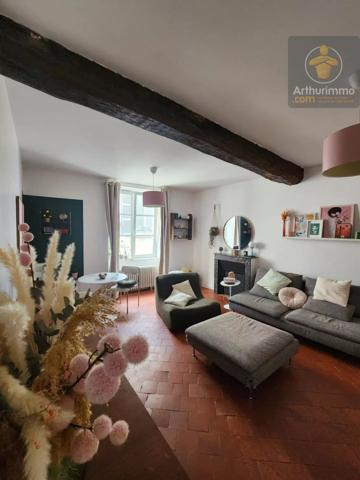 Vente                                                      Maison
                        
                     4 pièces                      90 m2                     à Beaugency