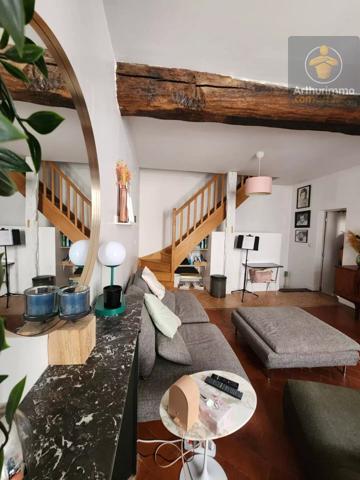 Vente                                                      Maison
                        
                     4 pièces                      90 m2                     à Beaugency