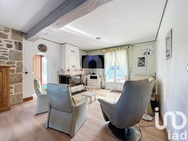 Maison traditionnelle 6 pièces de 140 m² à Savenay (44260)