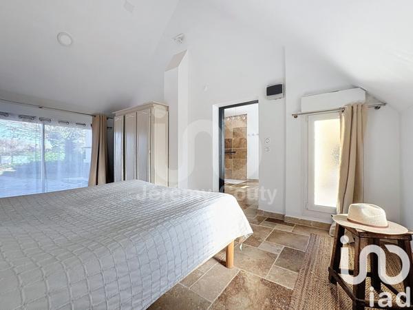 Maison traditionnelle 6 pièces de 140 m² à Savenay (44260)