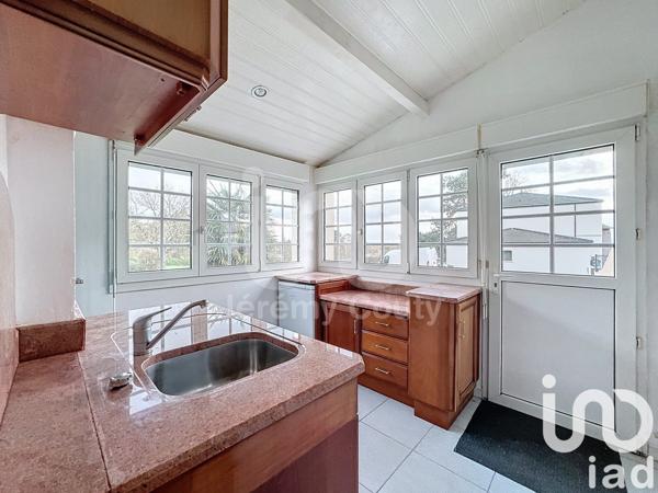 Maison traditionnelle 6 pièces de 140 m² à Savenay (44260)