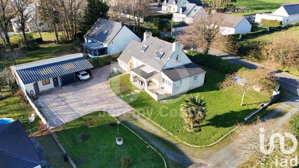 Maison traditionnelle 6 pièces de 140 m² à Savenay (44260)