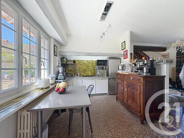 Maison à vendre  6 pièces - 160 m 2   VILLEMER  - 77